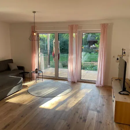 Apartment Zentral Im Gruenen